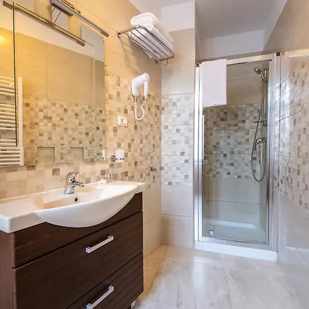 Aparthotel Boutique By Jullie