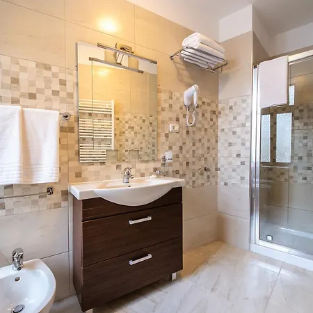 Boutique By Jullie 3* Bucharest
